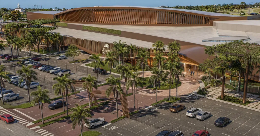 Novo Shopping com Roda-Gigante em Palmas